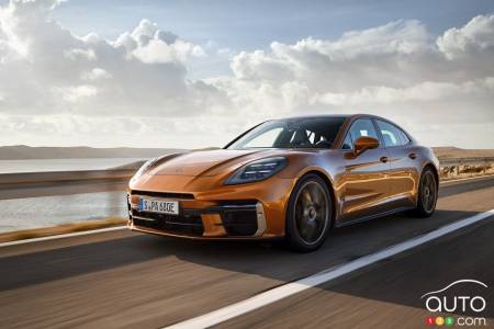 2024 Porsche Panamera pictures