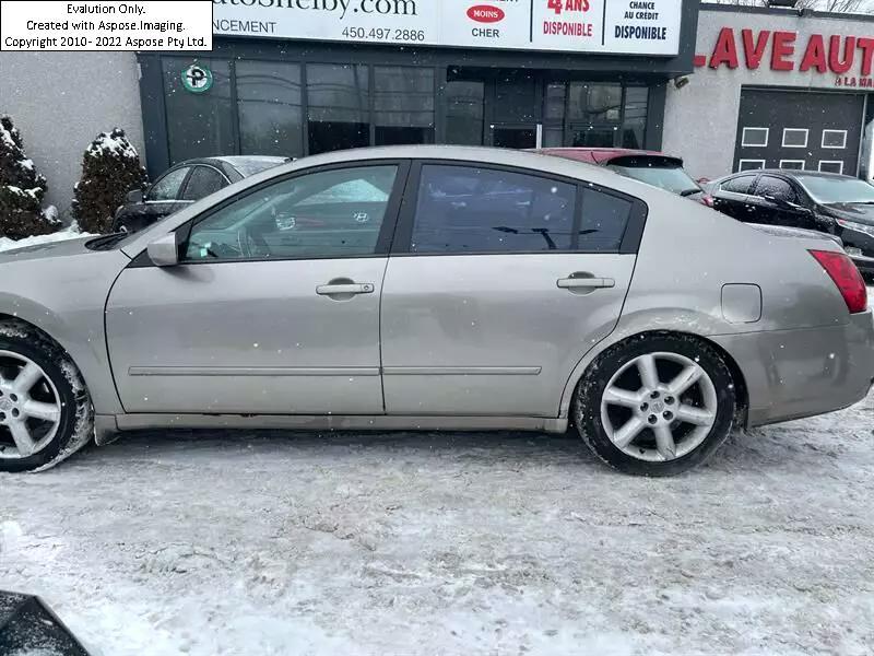 2004 Nissan 810