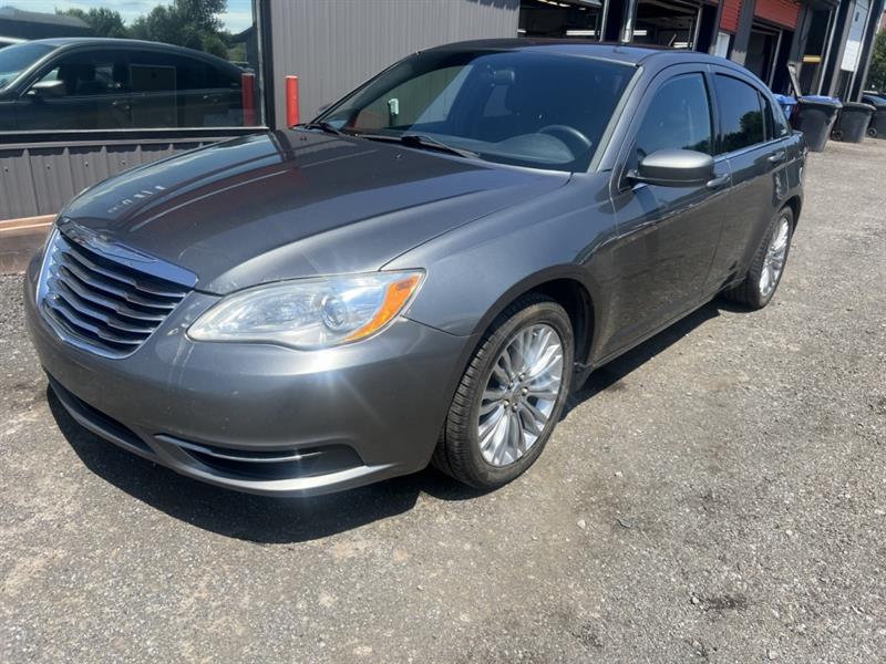 2012 Chrysler 200