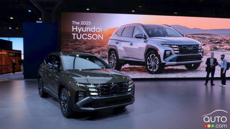 New York 2024: Redesigned, Updated 2025 Hyundai Tucson, Santa Cruz Make Debut