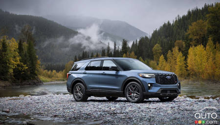 2025 Ford Explorer ST